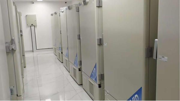 如果在實驗室內放了樣本無法實時得知溫度情況還能輕易離開實驗室嗎？25.11.19